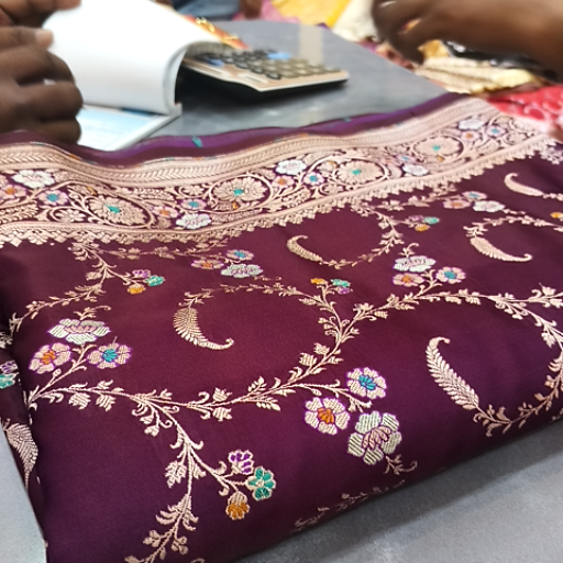 Saree-https://media.vyaparify.com/vcards/products/415514/product_1763371196_691ae8bc60432.png Image