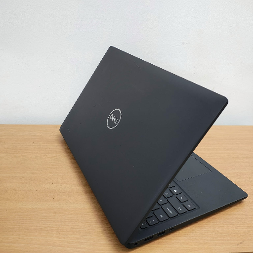 Dell Latitude 3520-https://media.vyaparify.com/vcards/products/417043/product_1763444956_691c08dce2cb0.png Image