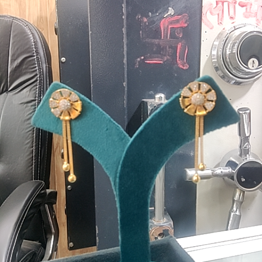 Ear rings-https://media.vyaparify.com/vcards/products/417897/product_1763455675_691c32bb6163c.png Image