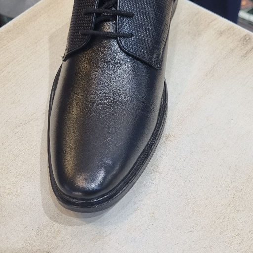 Leather shoes-https://media.vyaparify.com/vcards/products/418546/product_1763466084_691c5b6413ffa.png Image
