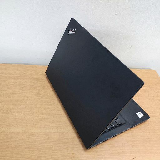 Lenovo ThinkPad T14s-https://media.vyaparify.com/vcards/products/418660/product_1763468700_691c659c55b1c.png Image