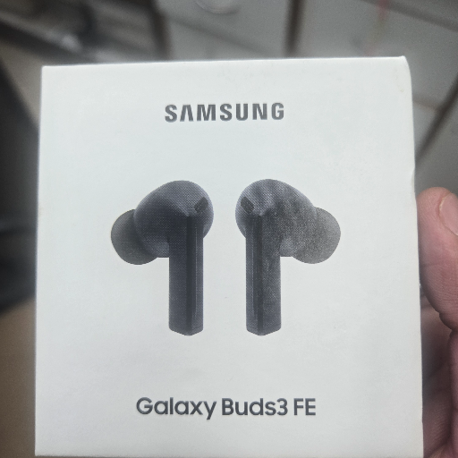 Samsung galaxu bud-https://media.vyaparify.com/vcards/products/419441/product_1763538042_691d747a2f44b.png Image