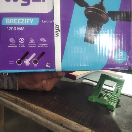 Wyzr celling fan-https://media.vyaparify.com/vcards/products/422053/product_1763638460_691efcbcaae52.png Image