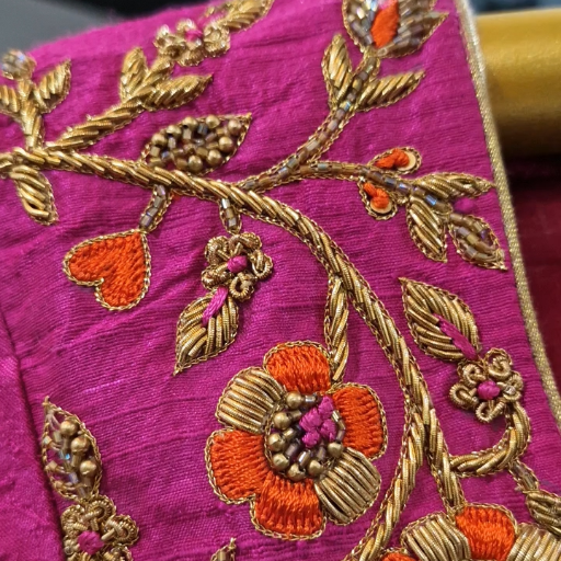 Pink Maggam work blouse-https://media.vyaparify.com/vcards/products/422330/product_1763651568_691f2ff065c58.png Image