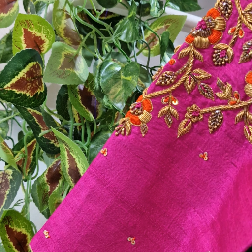 Pink Maggam work blouse-https://media.vyaparify.com/vcards/products/422331/product_1763651568_691f2ff08403a.png Image