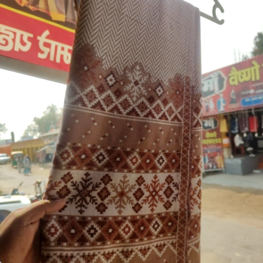  Girls Stole MAA VASTRALYA AND READY MADE CENTER PAKWA INAR INFRONTOF SHIV TEMPLEKUSHINAGAR