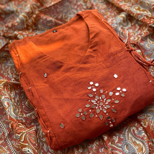 3pc cotton suit set-https://media.vyaparify.com/vcards/products/427369/product_1764069934_6925922e6c69a.png Image