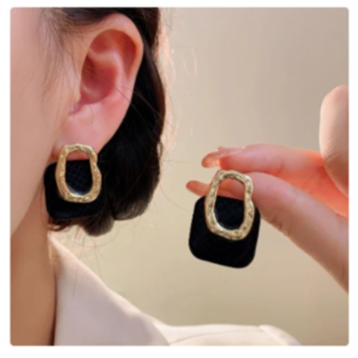 Chanel Style Metal earring - Formal wear