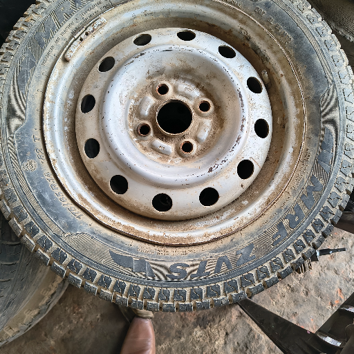 Tayar-https://media.vyaparify.com/vcards/products/435559/product_1764674143_692eca5f73e38.png Image