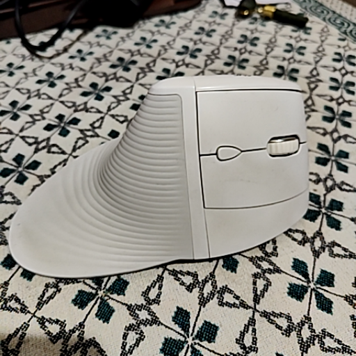  Computer mouse HONESTBEE TRADING COMPANY 19 BALAJI NAGARBEHIND BHAIYYAJINAGAR KHAT ROAD BHANDARA