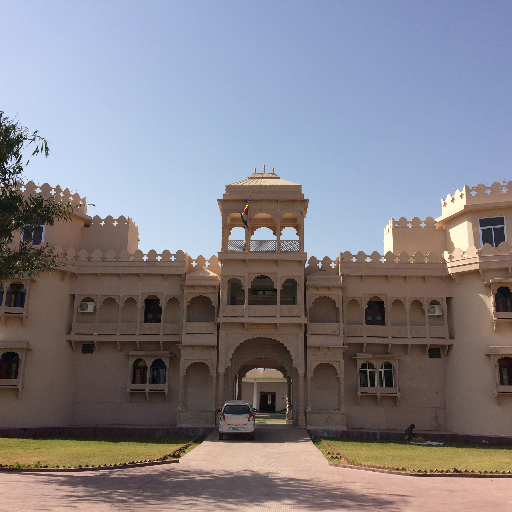 Hotel room-https://media.vyaparify.com/vcards/products/437517/product_1764759086_6930162e6bd28.png Image