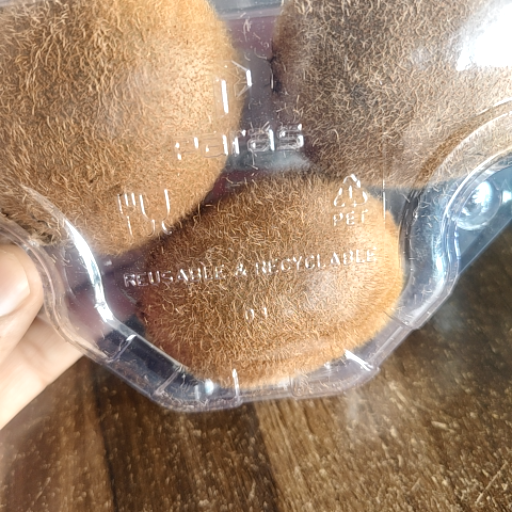 Kiwi-https://media.vyaparify.com/vcards/products/438549/product_1764829940_69312af477f4d.png Image