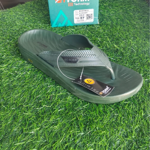 Woman slipper-https://media.vyaparify.com/vcards/products/439083/product_1764838717_69314d3d33956.png Image