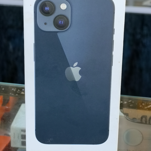 I phone 13-https://media.vyaparify.com/vcards/products/442245/product_1765008714_6933e54a16efd.png Image