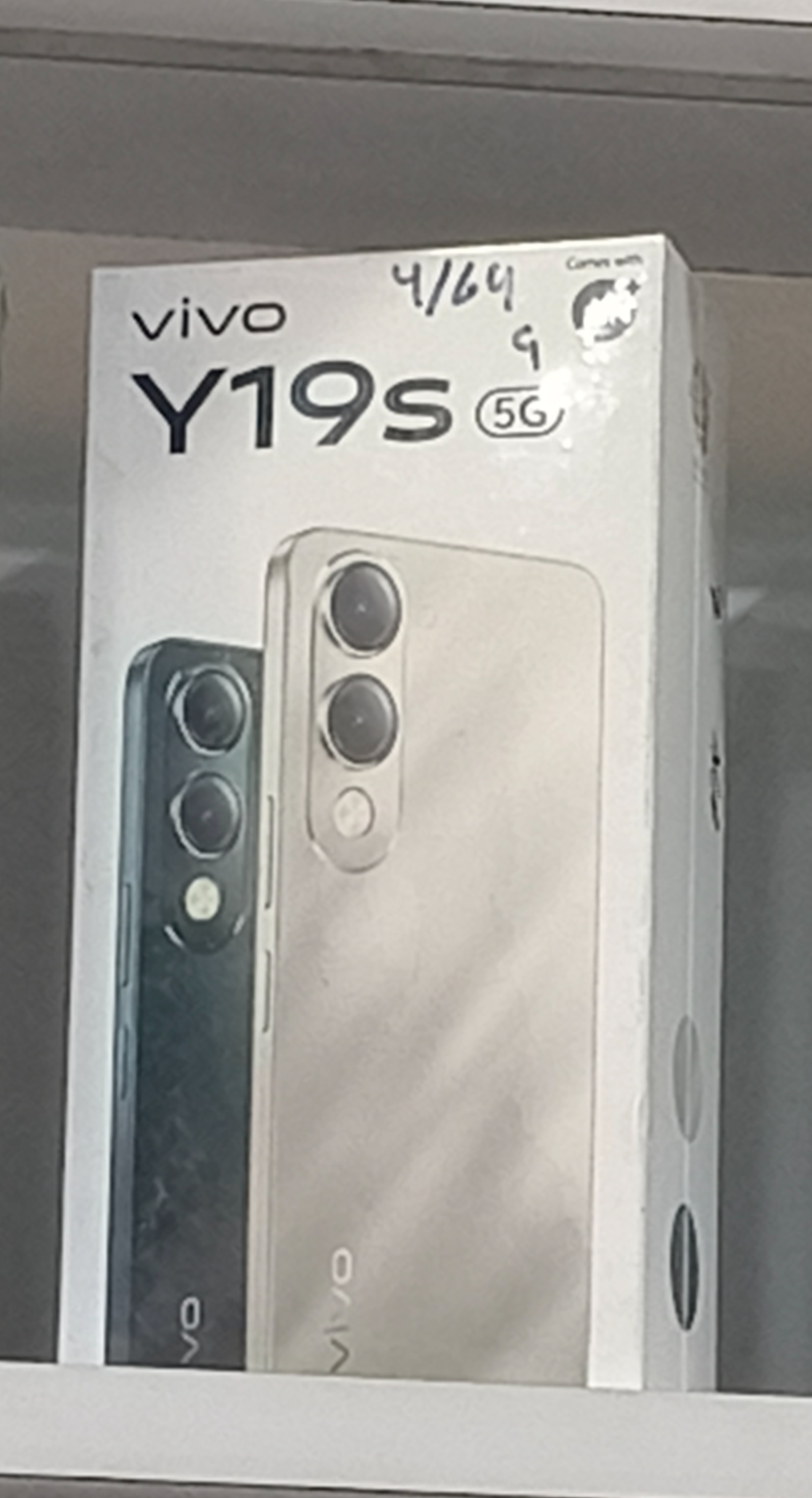 Smartphone Y19s in UGF 18 Golden Plazaekka Stand Daliganj - Capture Stunning Moments-https://media.vyaparify.com/vcards/products/446147/product_1765276661_6937fbf509926.png Image