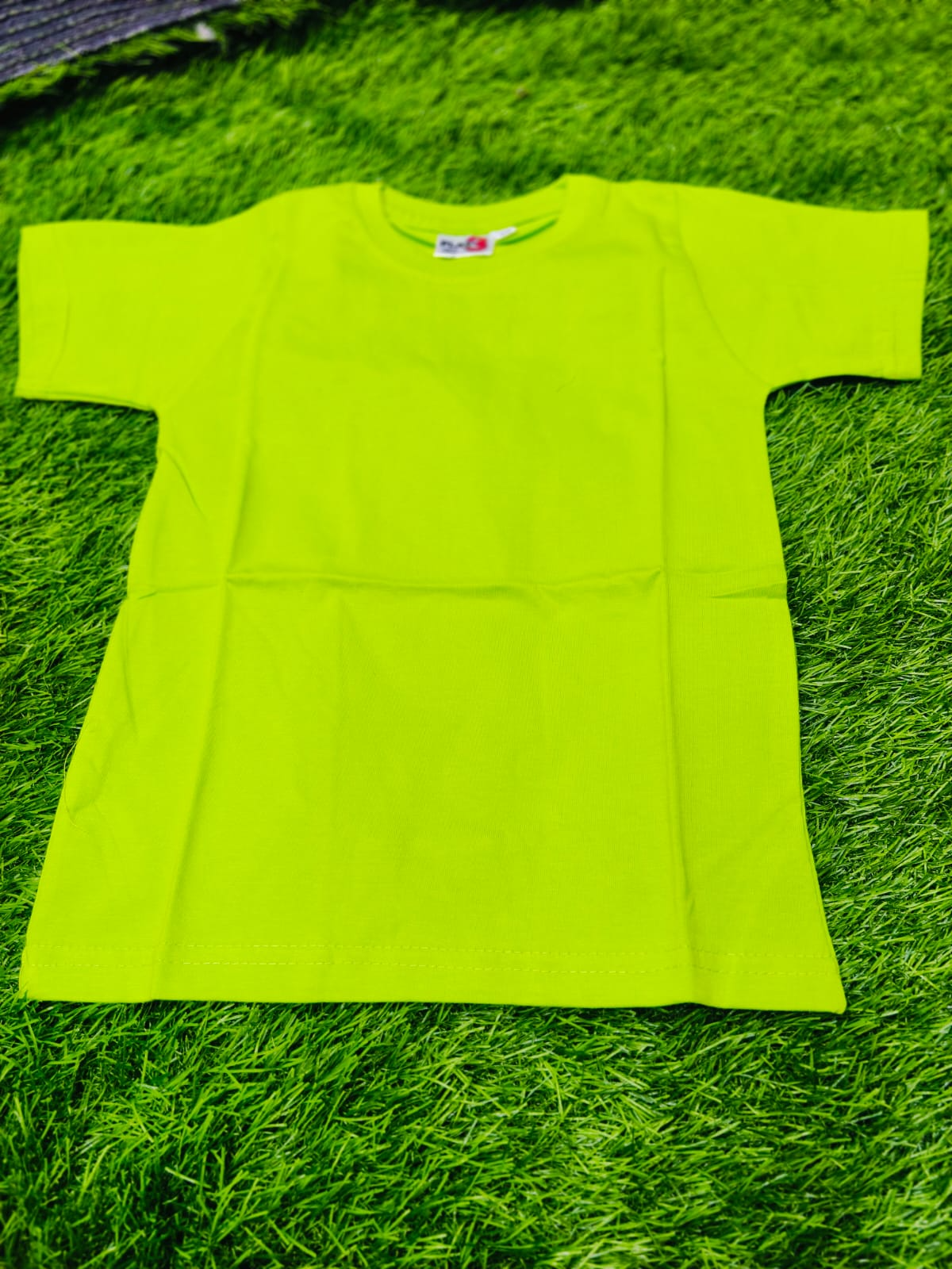  Bright Neon Green T-Shirt in Mumbai - Vibrant Everyday Wear FASHION HOUSE NX Shop No. 06, Gupta Bhuvan, Opp. Mulund Railway Station, Mulund West, Mumbai - 400 080