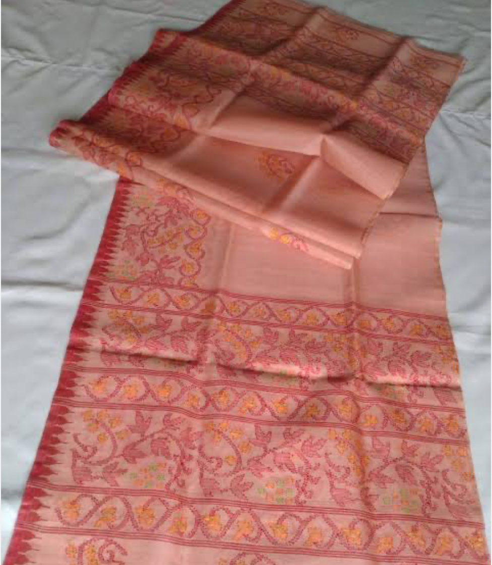 Handwoven Peach Floral Saree in Nambol Municipal Council Imphal West - Elegant and Lightweight-https://media.vyaparify.com/vcards/products/447176/product_1765349972_69391a54d0901.png Image