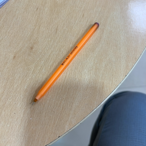 Balaji Pen in Gevrai Tanda: Smooth Writing Experience-https://media.vyaparify.com/vcards/products/449393/product_1765442602_693a842a81416.png Image