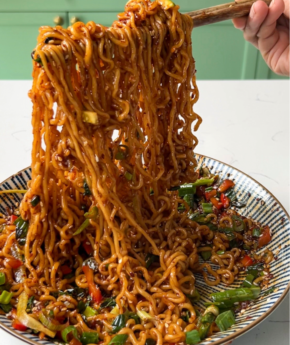 Chinese Noodles in Pathankot - Authentic Chinese Cuisine-https://media.vyaparify.com/vcards/products/449927/product_1765451802_693aa81a19839.png Image