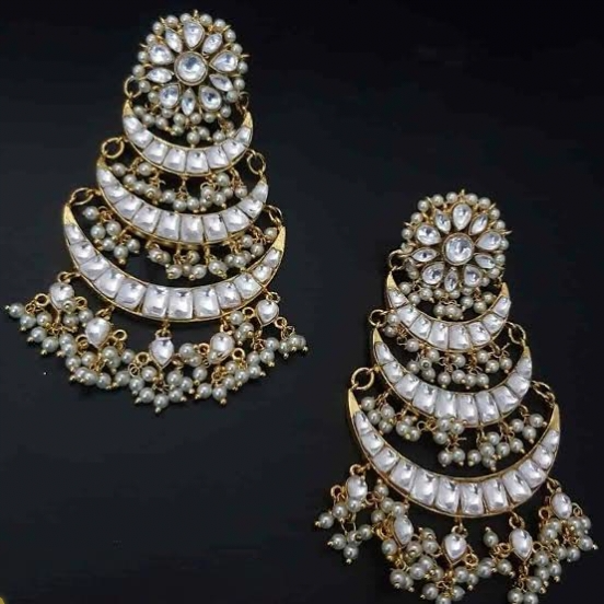 Kundan Pearl Chandbali Earrings in Jaura Gate - Elegant Traditional Design-https://media.vyaparify.com/vcards/products/450611/product_1765518114_693bab2205033.png Image