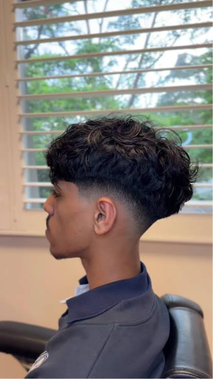 Hair Salon Mid Fade Cutting Tool in Jalandhar - Precision Styling-https://media.vyaparify.com/vcards/products/451405/product_1765525947_693bc9bb517cc.png Image