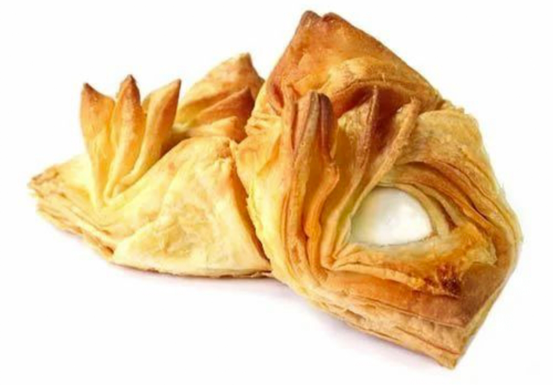  Khari Puff Pastry in Sangam, Crispy Snack for Tea Time GUDURU ARUNA RENUKA MILK  PARLOUR SANGAM  DAIRY Shop No 02 Ekbal Complex Road No 5 Vr Colony LANDMARK Machani Somappa Colony