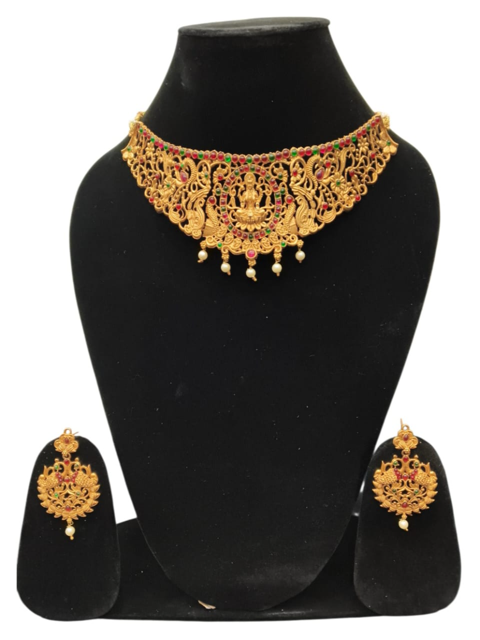 Imitative Jewellery Chocker Set with Lakshmi design-https://media.vyaparify.com/vcards/products/455072/product_1765802192_694000d0c87c3.png Image