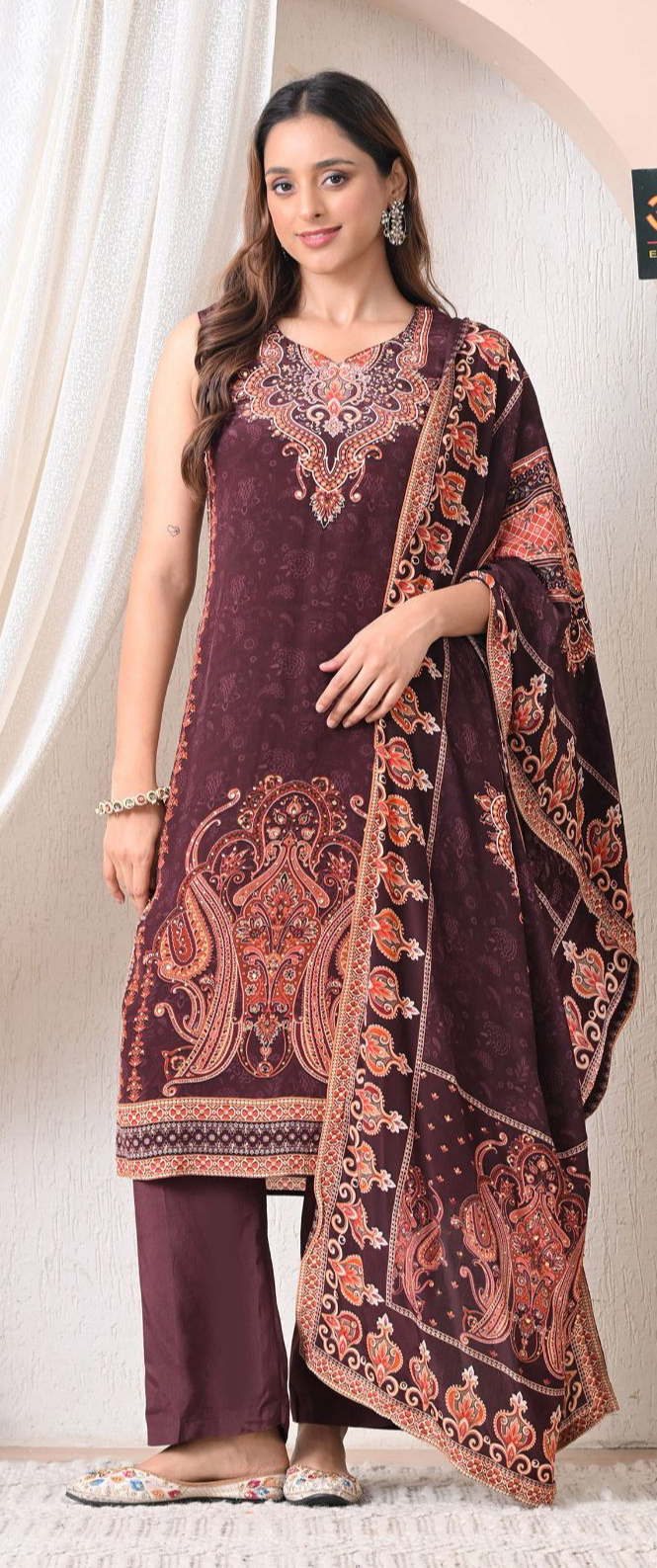 Crape Pant Set with Dupatta in Abohar, Punjab - Elegant and Stylish-https://media.vyaparify.com/vcards/products/456247/product_1765877190_694125c62495f.png Image