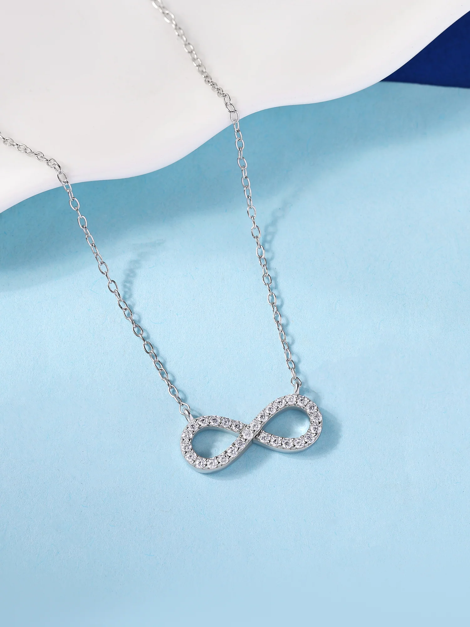 LALITHAJEWELLERYMART Silver Infinity Chain in Lakshar Mohalla: Symbol of Eternal Love-https://media.vyaparify.com/vcards/products/456812/product_1765888494_694151ee5d666.png Image