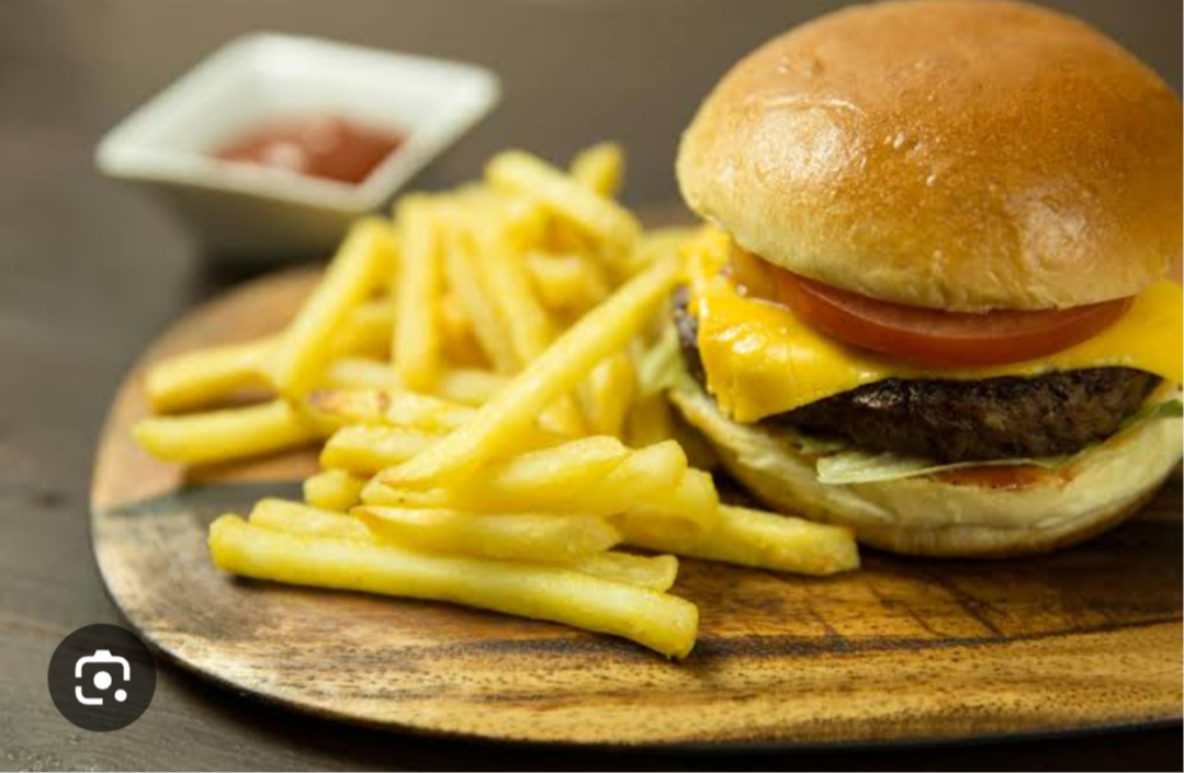 Burger in Opposite Shri Ganesh Electricals - Delicious and Satisfying-https://media.vyaparify.com/vcards/products/457688/product_1765960372_69426ab4bf7eb.png Image