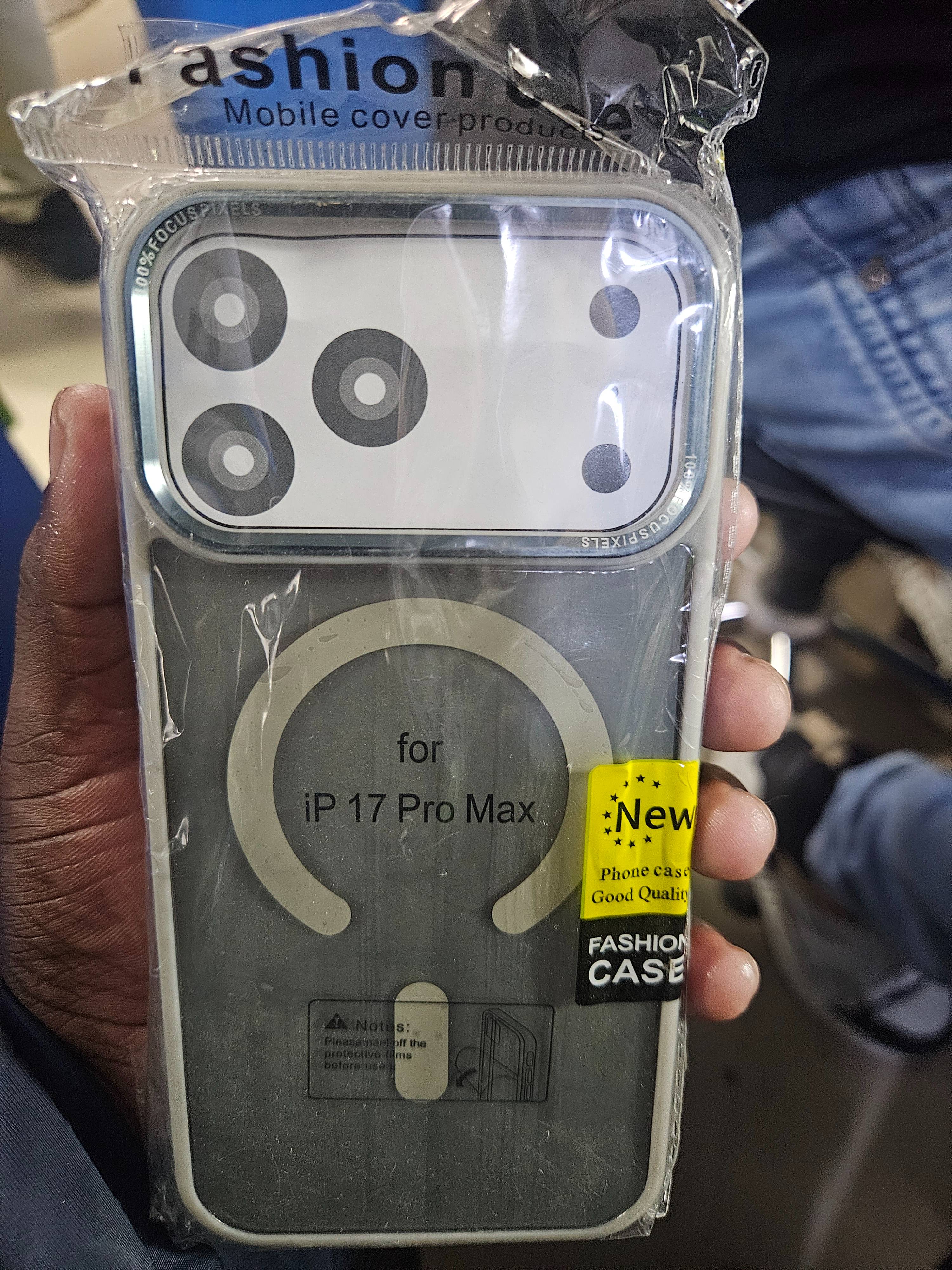 17 Pro Max Cover in Rkbpathdibrugarh Key Feature: Flexible Protection-https://media.vyaparify.com/vcards/products/459375/product_1766040929_6943a5612eb3c.png Image