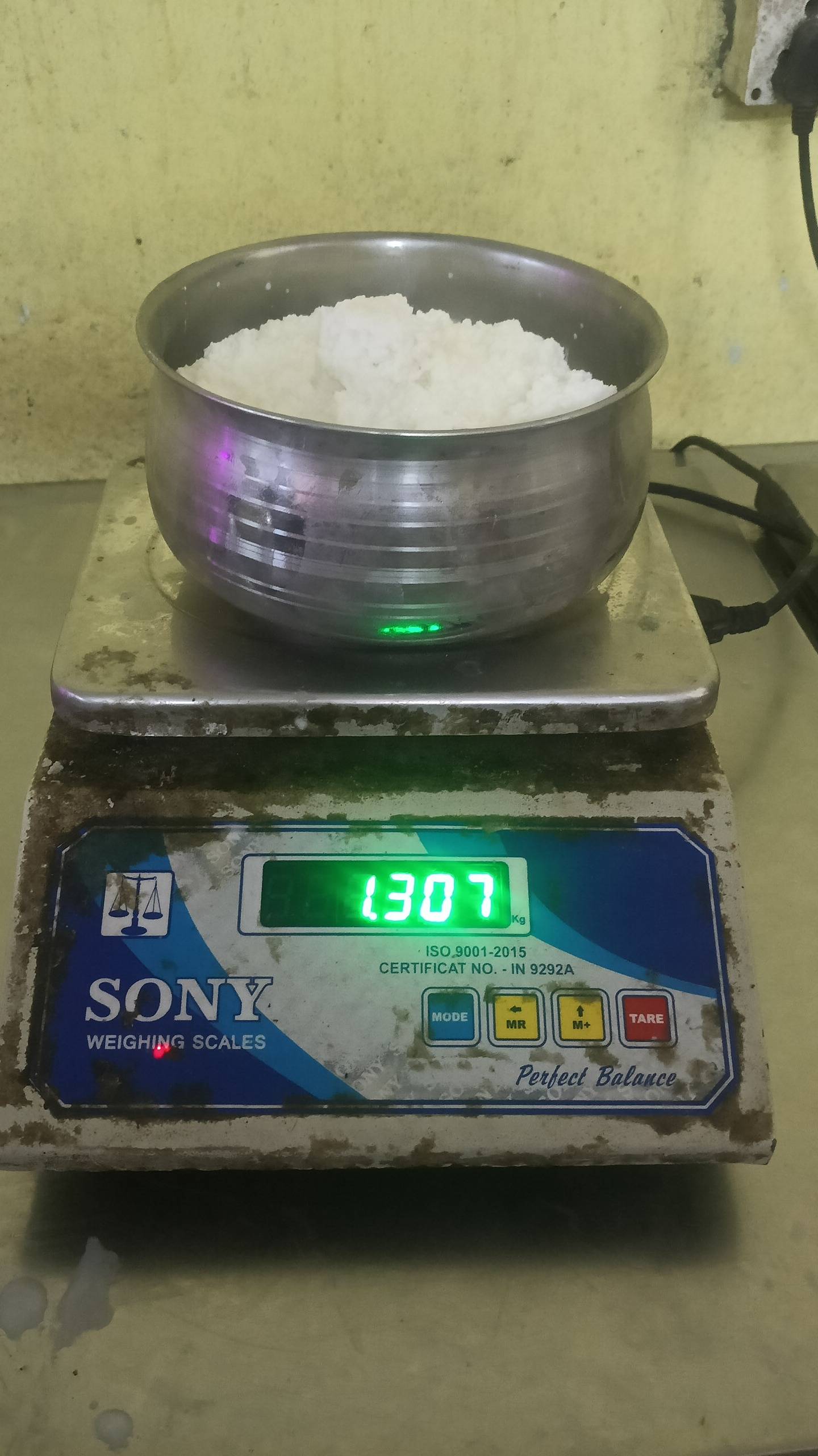 Ganesh Eggs and Milk Digital Weighing Scale in Bhimavaram - Accurate Measurement-https://media.vyaparify.com/vcards/products/460807/product_1766058929_6943ebb156f1f.png Image