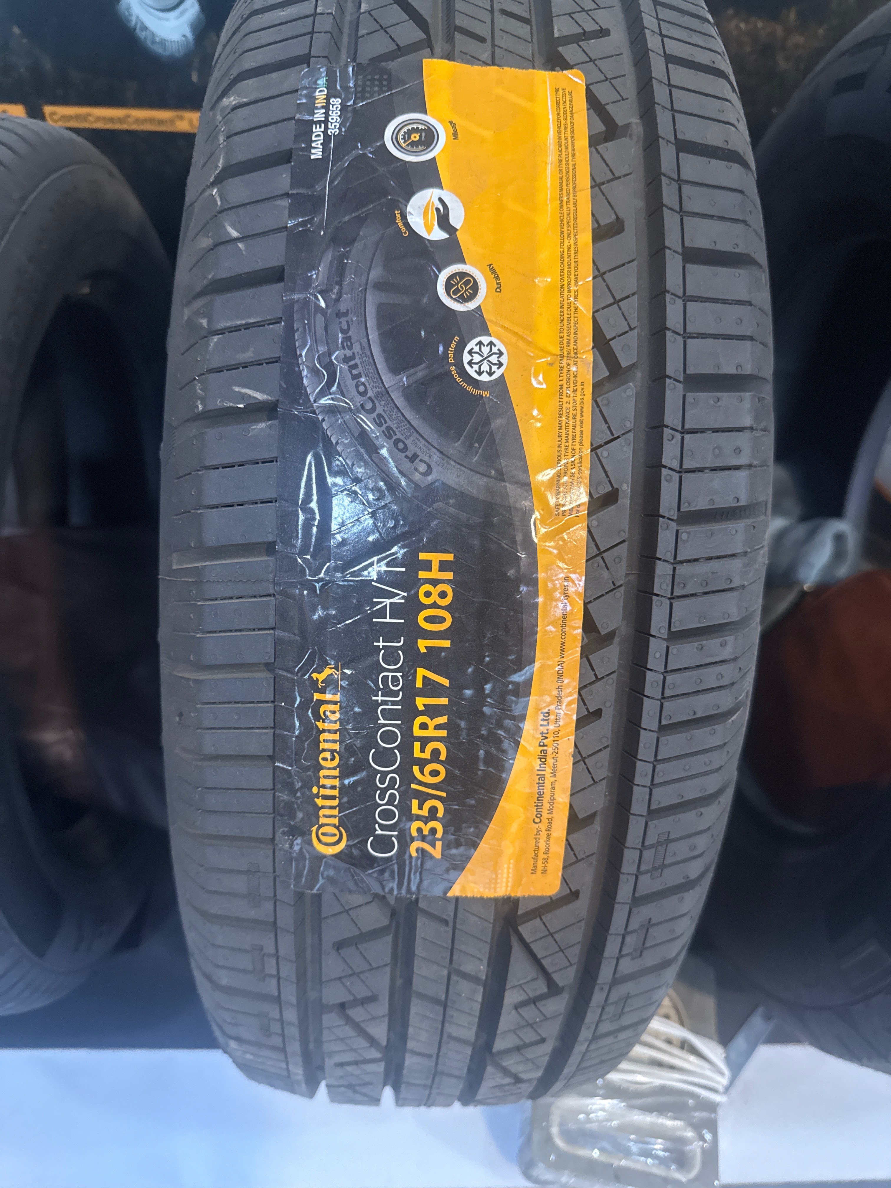 Continental Tyre 235/65R17 in Surat for Superior Performance-https://media.vyaparify.com/vcards/products/460852/product_1766059551_6943ee1f81731.png Image