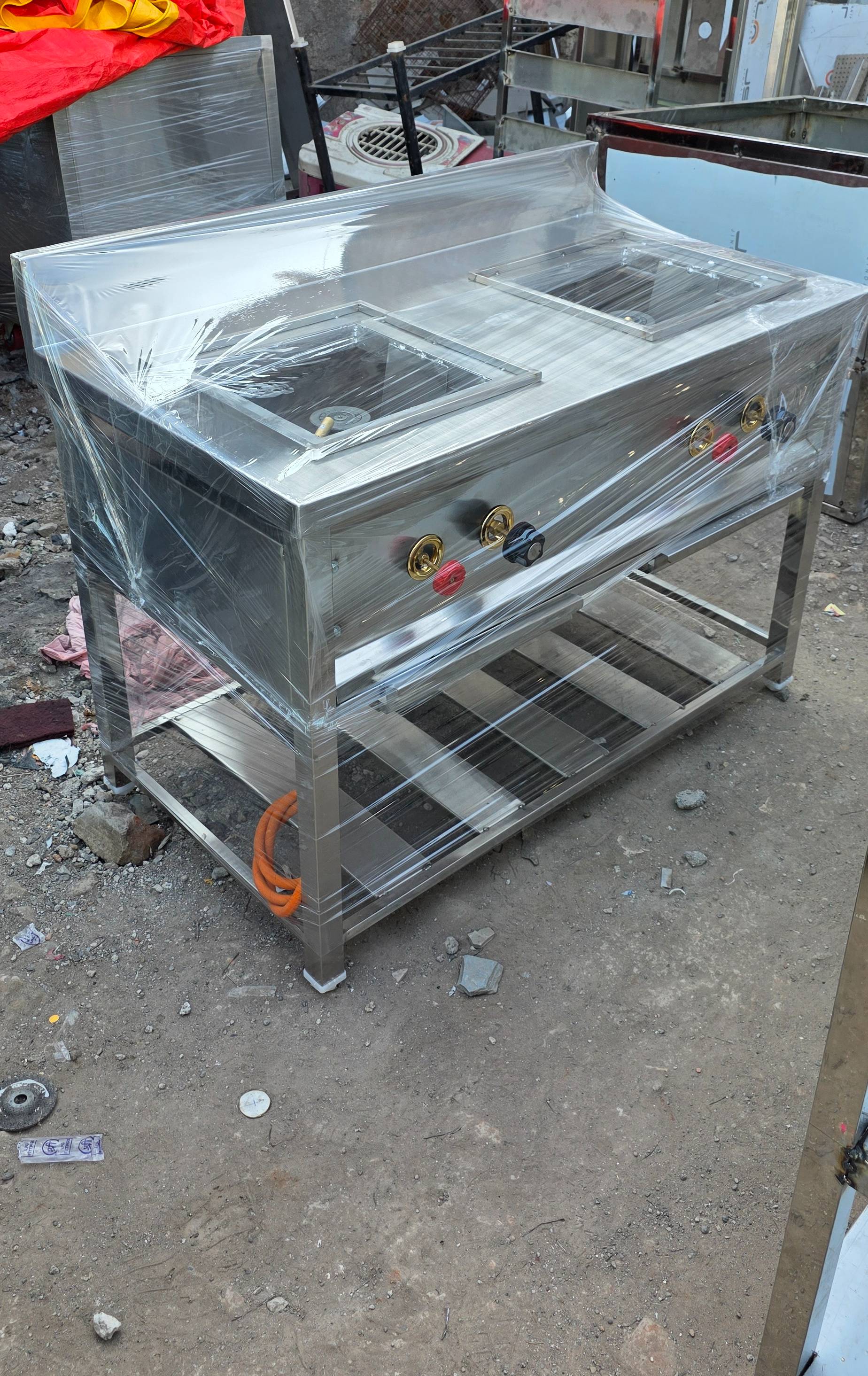 Barnar Gas Range Cooker in Chhatrapati Sambhajinagar - Efficient Cooking Solution-https://media.vyaparify.com/vcards/products/461058/product_1766064430_6944012e6f49e.png Image