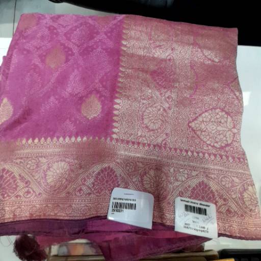 Santosh Vastra Bhandar Pink Saree in Modinagar - Elegant and Stylish-https://media.vyaparify.com/vcards/products/461831/product_1766128759_6944fc77d9a38.png Image