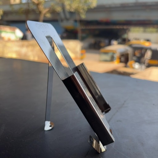 Auto Rickshaw Mobile Stand in Chembur: Secure and Versatile-https://media.vyaparify.com/vcards/products/462108/product_1766132725_69450bf586da3.png Image