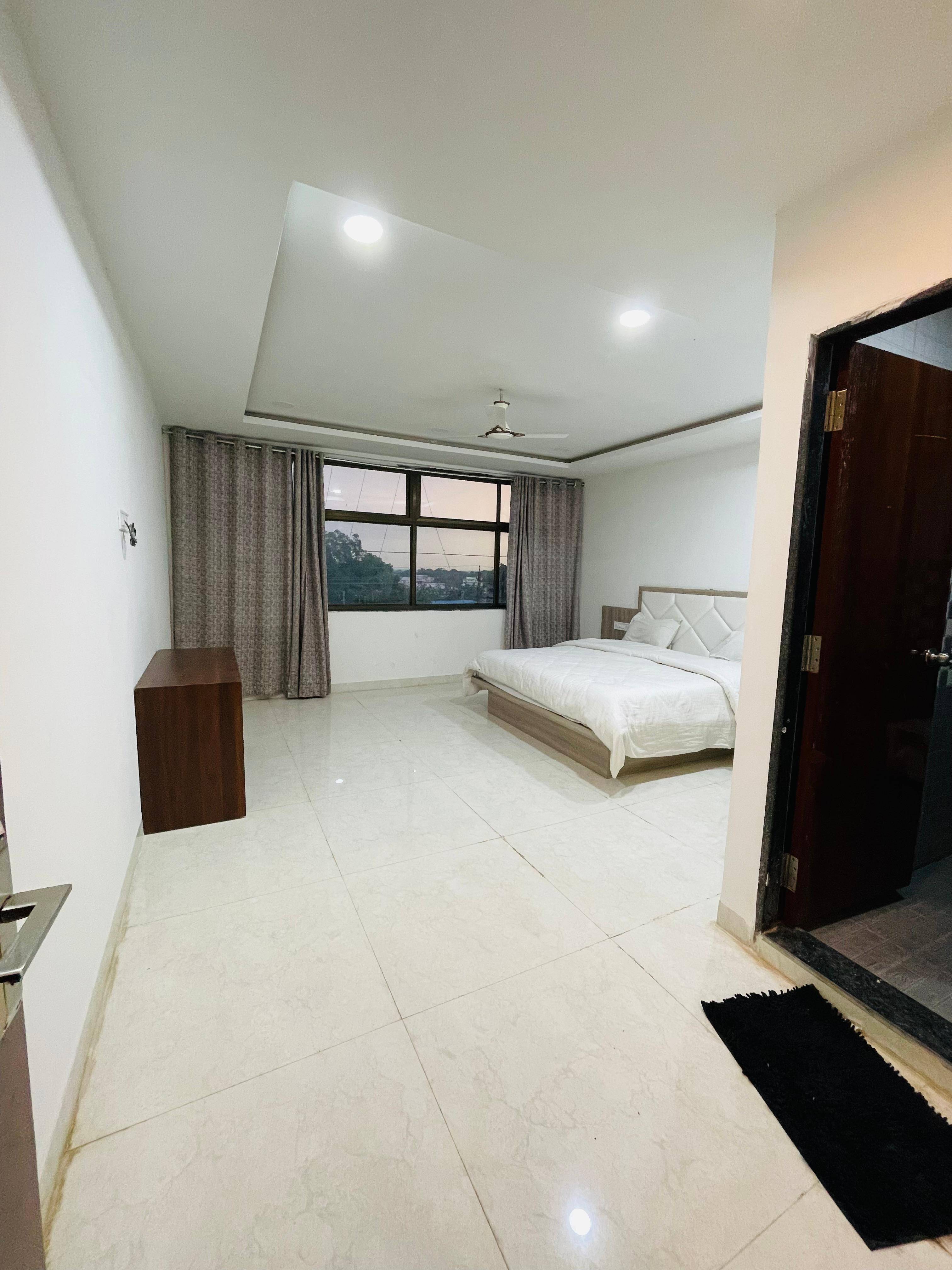 CO KM HOTEL ANDRESTAURANT SANTOSHMATA WARD NO 17 SEONI PROAD NEAR GULJAR PETROL PUMP CHHIND WARA Room with Station View Urban Retreat-https://media.vyaparify.com/vcards/products/462323/product_1766136213_694519950c969.png Image