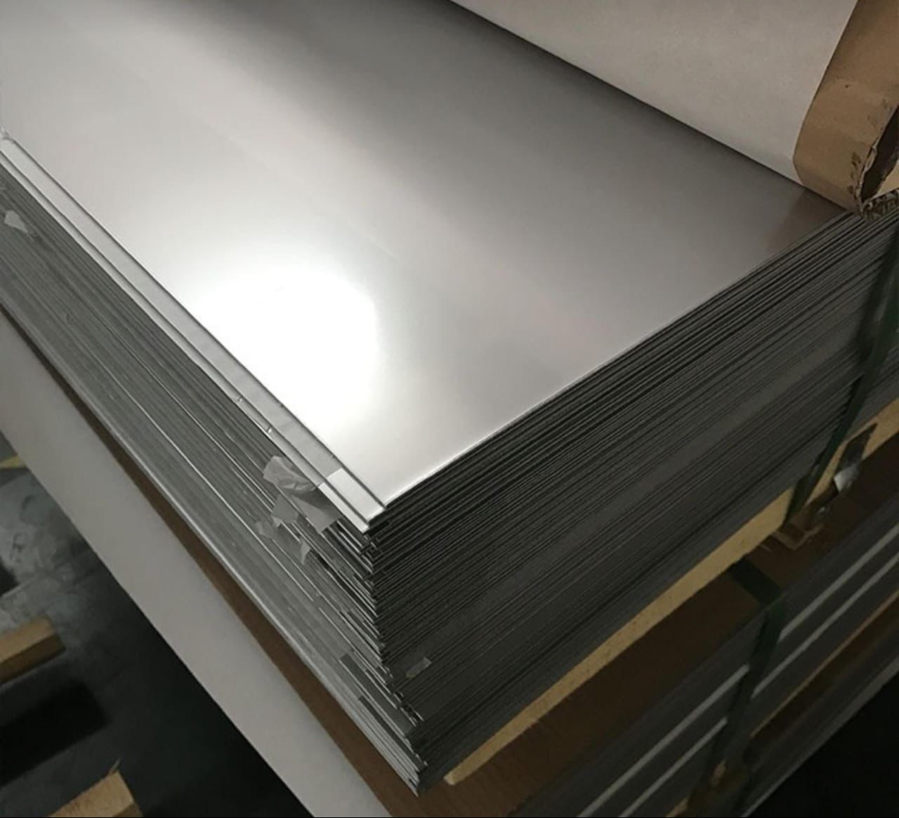 Stainless Steel Sheet in Tajpur, Durable Material for Industrial & Residential Use-https://media.vyaparify.com/vcards/products/464216/product_1766232751_694692af34628.png Image