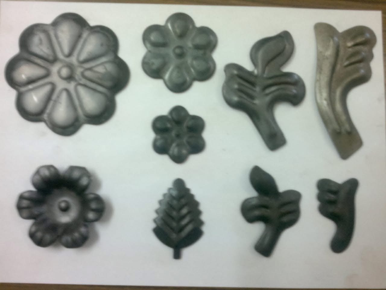 Metal Embellishments Set in Tajpur - Perfect for Decor and Crafts-https://media.vyaparify.com/vcards/products/464294/product_1766235694_69469e2ed766c.png Image