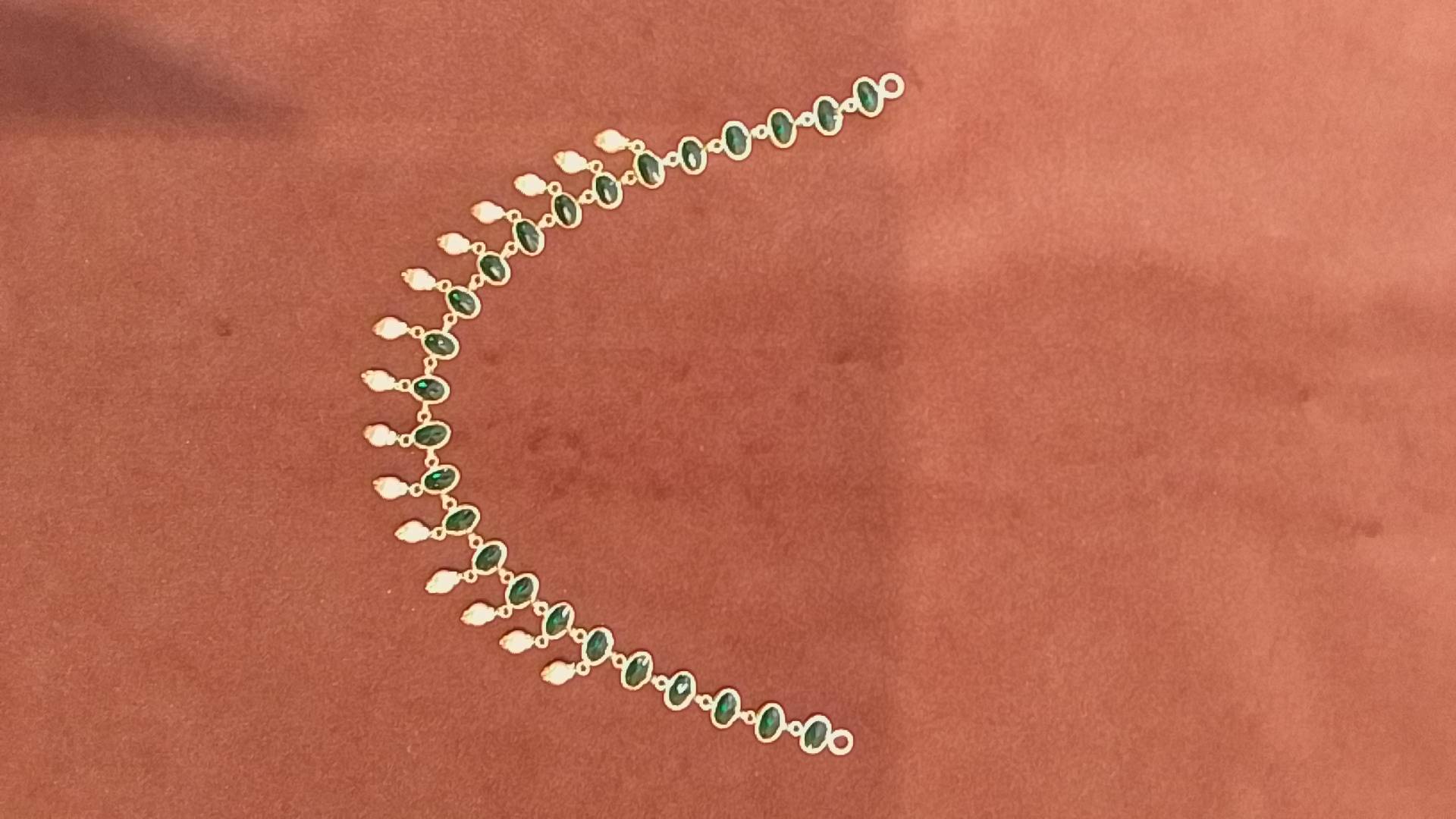 Emrold Stone Necklace in Davanagere - Elegant Design-https://media.vyaparify.com/vcards/products/467731/product_1766575709_694bce5dd0471.png Image