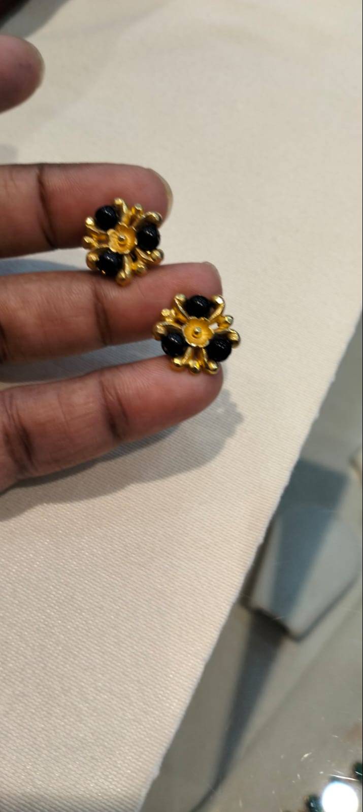 Elegant Black and Gold Stud Earrings in Davanagere - Sophistication Personified-https://media.vyaparify.com/vcards/products/467802/product_1766577550_694bd58e10083.png Image