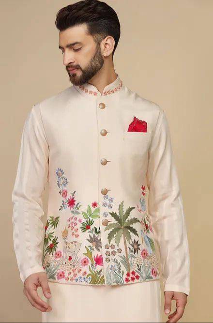 Men's Nehru Jacket in Ivory Floral Embroidered in Surat - Elegant Ethnic Wear-https://media.vyaparify.com/vcards/products/467826/product_1766578260_694bd85462251.png Image
