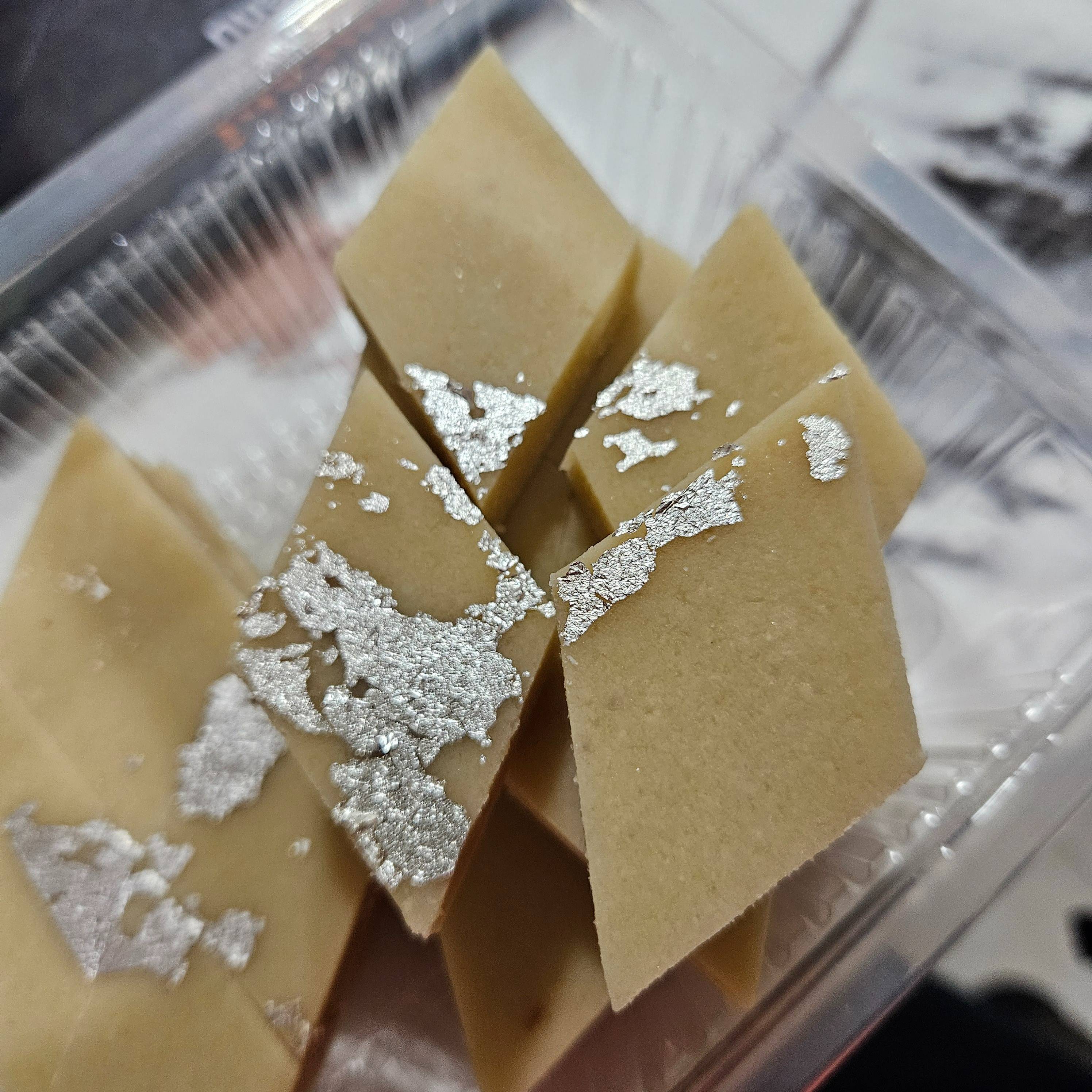  Indian Sweets: Kaju Katli in Banamankhi - Delightful Cashew Treat PRITI SWEETS CORNER BANAMANKHI  NEAR KALI MANDIR MARKET BANMANKHI BAZAR PURNEA BIHAR 854202BAZAR 854202  KALI MANDIR MARKET BANMANKHI BAZAR PURNEA BIHAR 854202BAZAR 854202