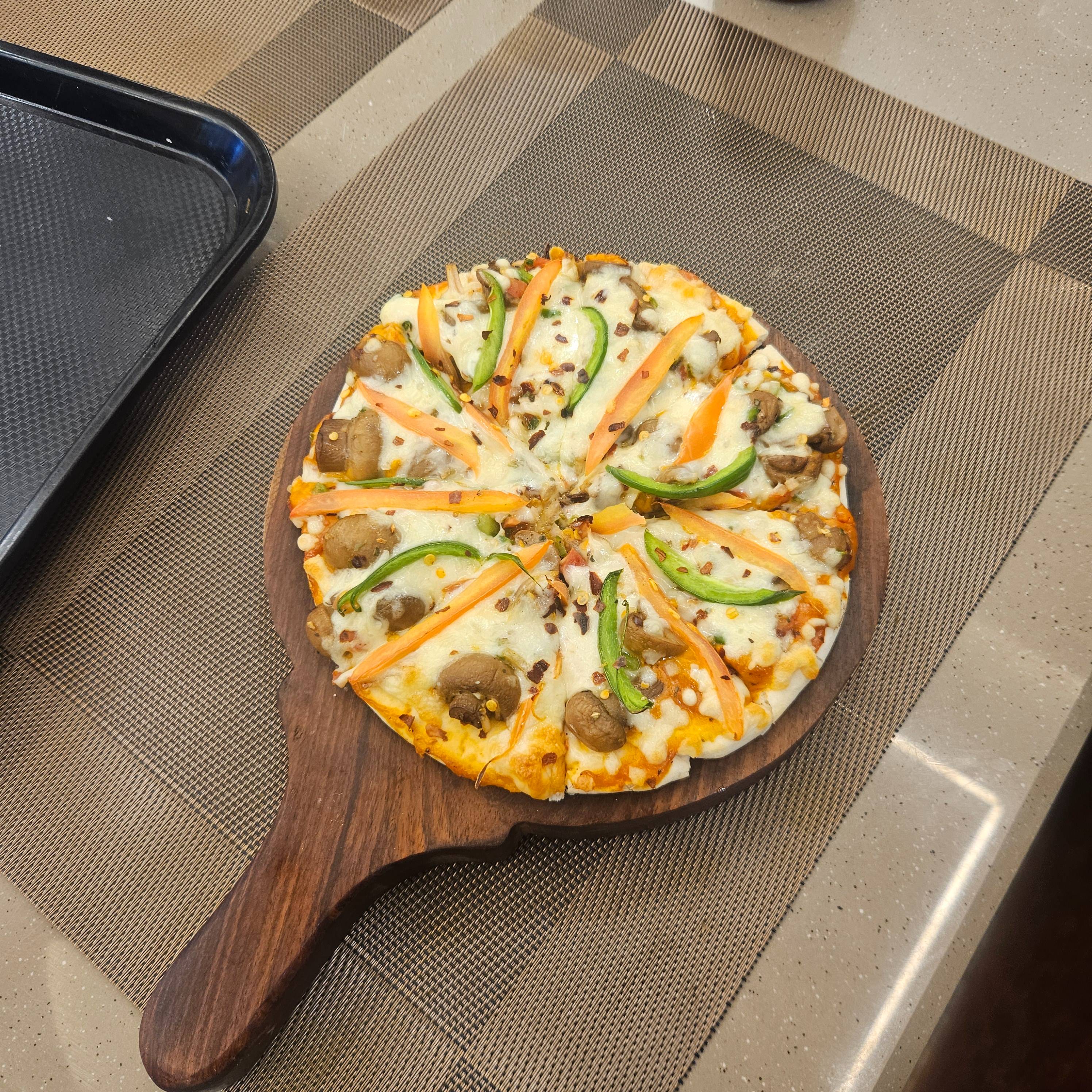  Pizza/Mushroom Pizza in Banamankhi - Gooey Cheese Delight PRITI SWEETS CORNER BANAMANKHI  NEAR KALI MANDIR MARKET BANMANKHI BAZAR PURNEA BIHAR 854202BAZAR 854202  KALI MANDIR MARKET BANMANKHI BAZAR PURNEA BIHAR 854202BAZAR 854202