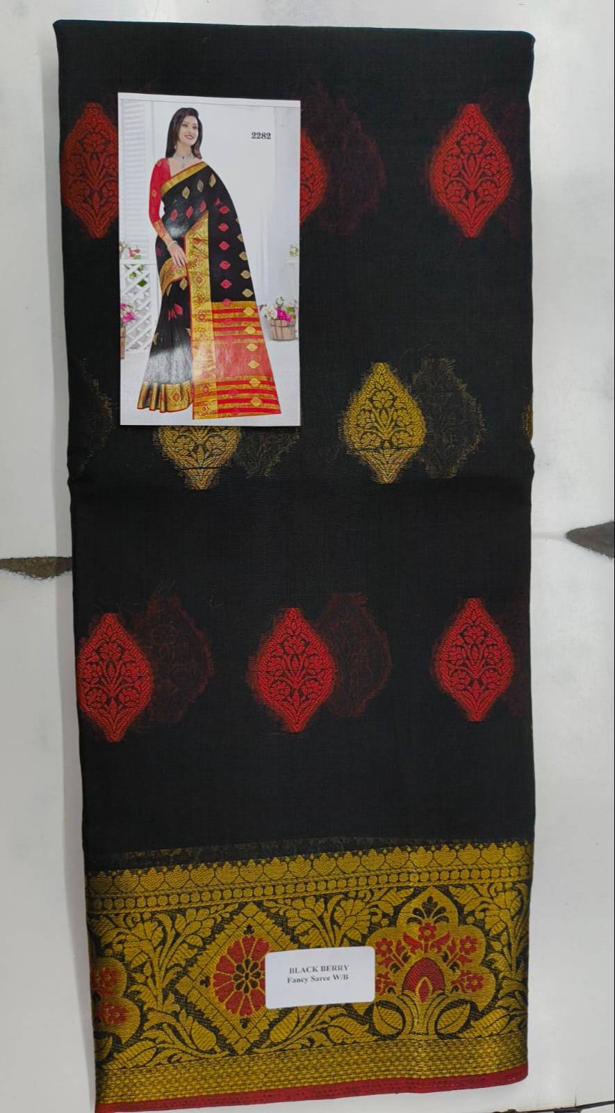 Cotton Saree in Jogeshwari East Mumbai Elevate Your Makar Sankranti Celebrations-https://media.vyaparify.com/vcards/products/468733/product_1766739994_694e501ac2f2b.png Image