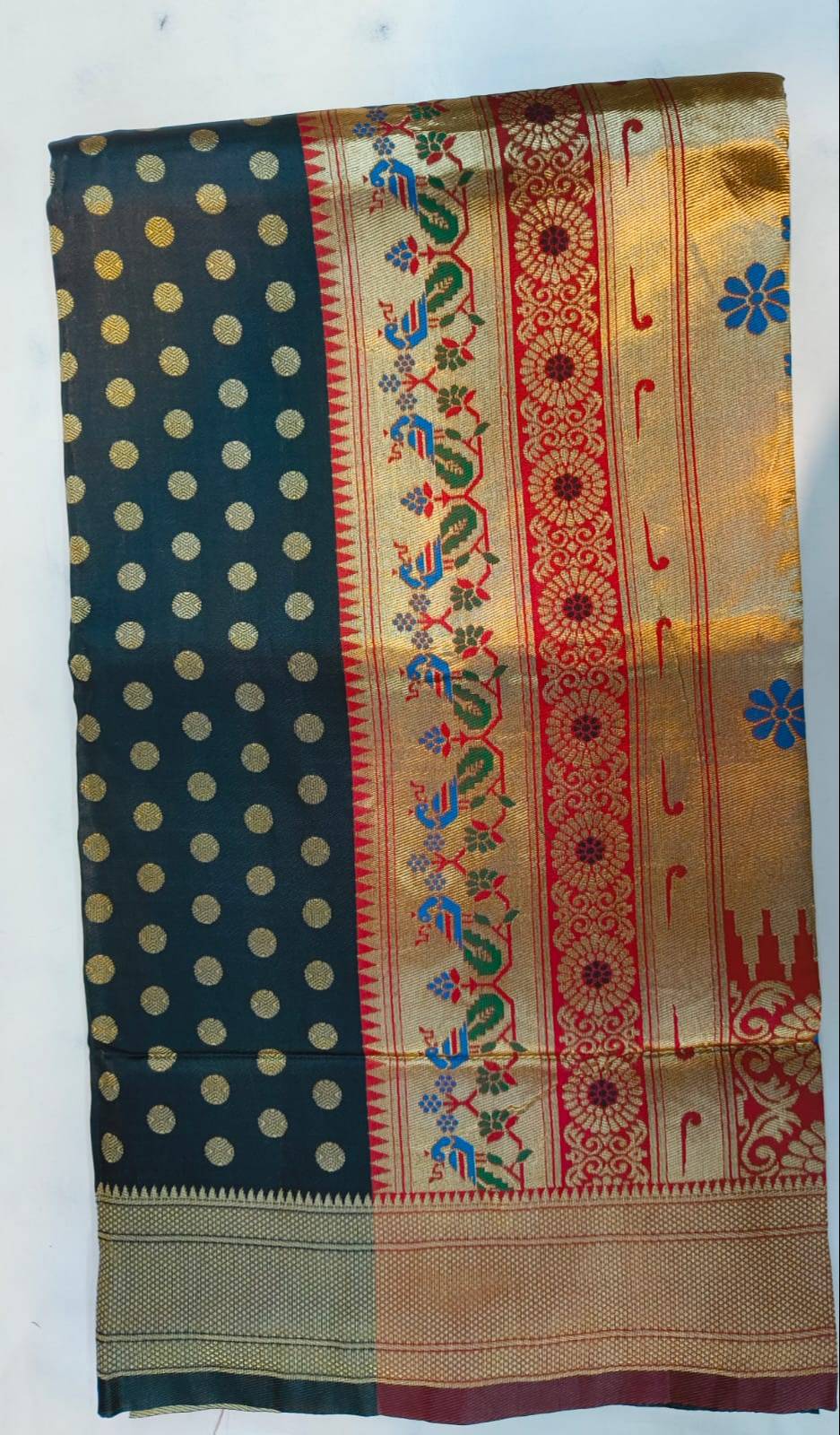 Saree/Traditional Black Kathpadar Saree in Mumbai - Elevate Your Makar Sankranti Celebration-https://media.vyaparify.com/vcards/products/468759/product_1766740596_694e5274773ed.png Image