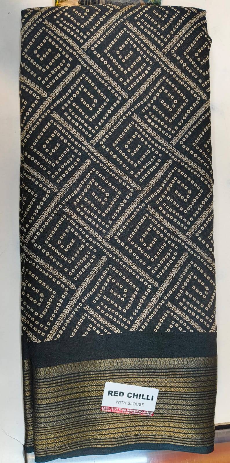 Heer Black Saree in Mumbai - Elevate your Makar Sankranti Celebrations-https://media.vyaparify.com/vcards/products/468778/product_1766740980_694e53f4d5a15.png Image