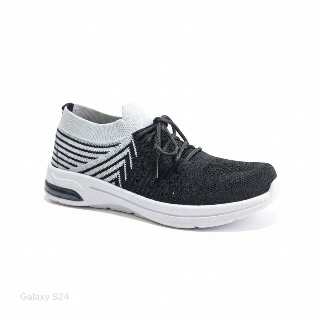 Footwear/Sports Shoes in Bawana - Stylish and Comfortable-https://media.vyaparify.com/vcards/products/468796/product_1766741617_694e567188c2e.png Image