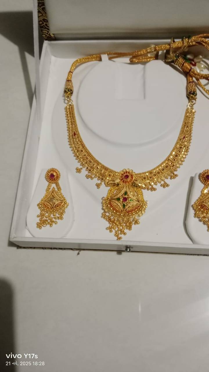 Shreeji Jewellers Traditional Gold-916 Necklace Set in Dhandhuka - Elegant Design-https://media.vyaparify.com/vcards/products/473302/product_1767333471_69575e5f513e5.png Image