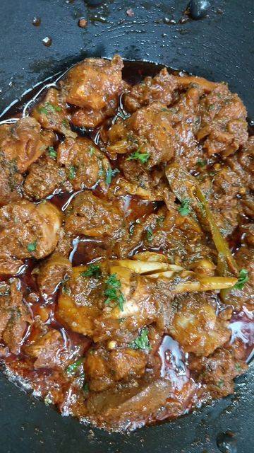 YADAV DA DHABA Spicy Chicken Curry in Rajim - Delicious Flavor-https://media.vyaparify.com/vcards/products/473975/product_1767347389_695794bdbde7d.png Image